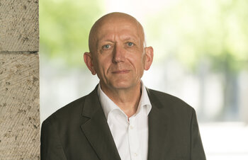 Dr. Holger Backhaus-Maul
