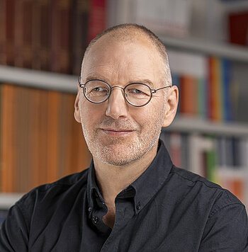 Profile photo of Dr. Stefan Rüb