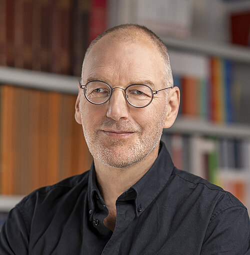 Profile photo of Dr. Stefan Rüb