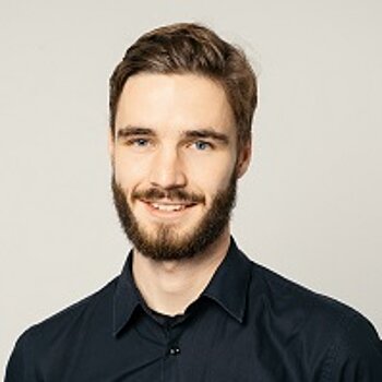 Profile photo of Dr. Stefan Holubek-Schaum