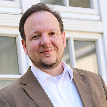 Profile photo of Dr. Stephan Dreyer