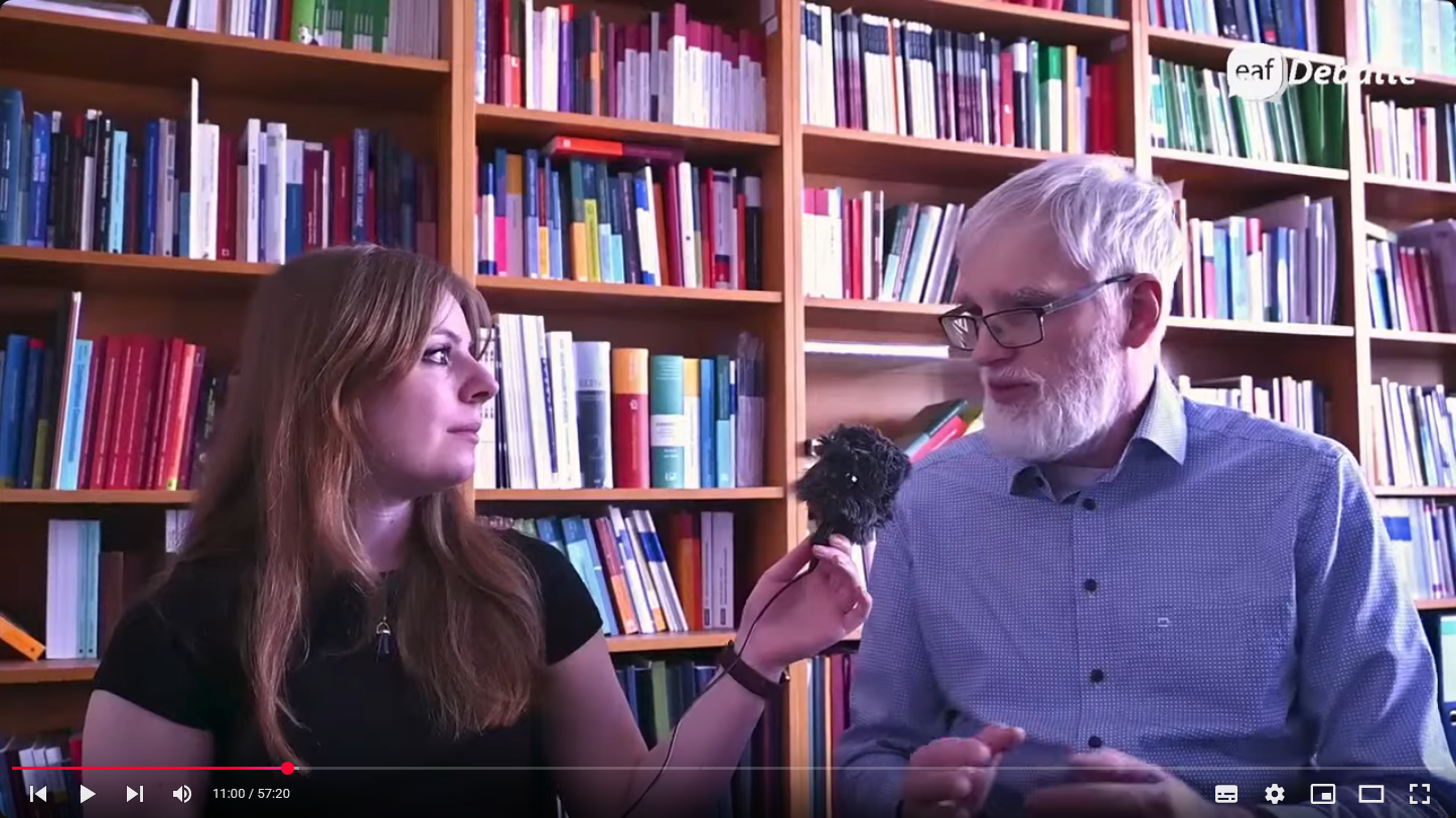 Rechtsextremismus - Reine Männersache? Warum sich Frauen radikalisieren - Image