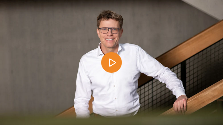 Abschiebeflug nach Afghanistan: „Durch Handgeld reduziert man die Wahrscheinlichkeit, dass Gerichte es für rechtswidrig erklären“ - Image