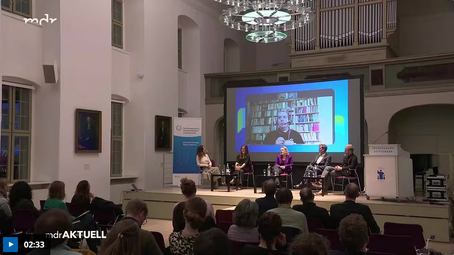 Podiumsdiskussion zu Klimadebatten in Halle - Image